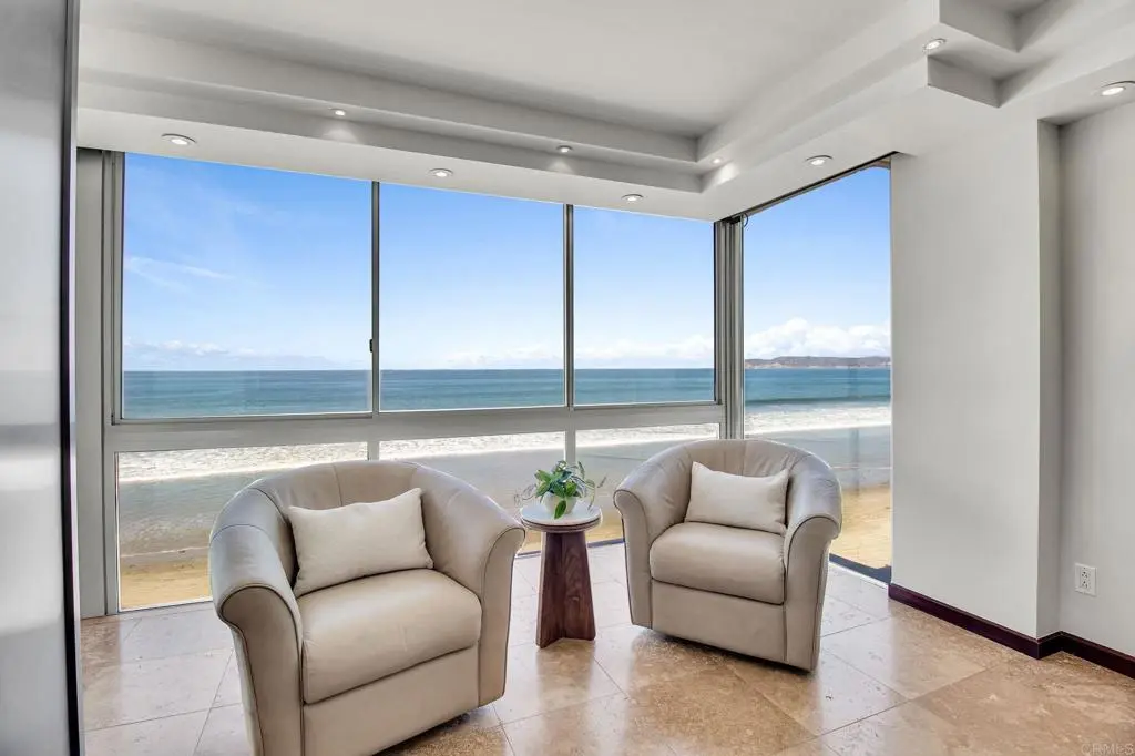 1760 Avenida del mundo 406, Coronado, CA — listing photo 1