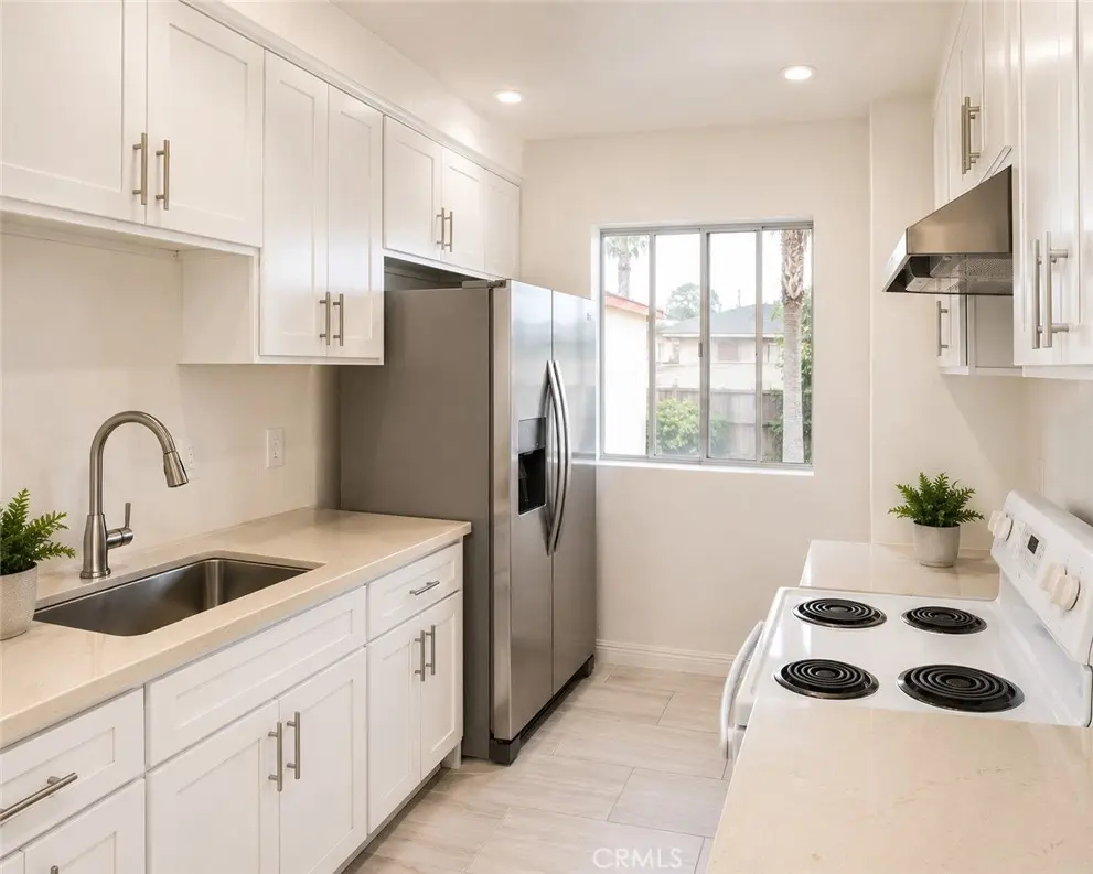 1120 Bahia Court B, Ontario, CA — listing photo 1