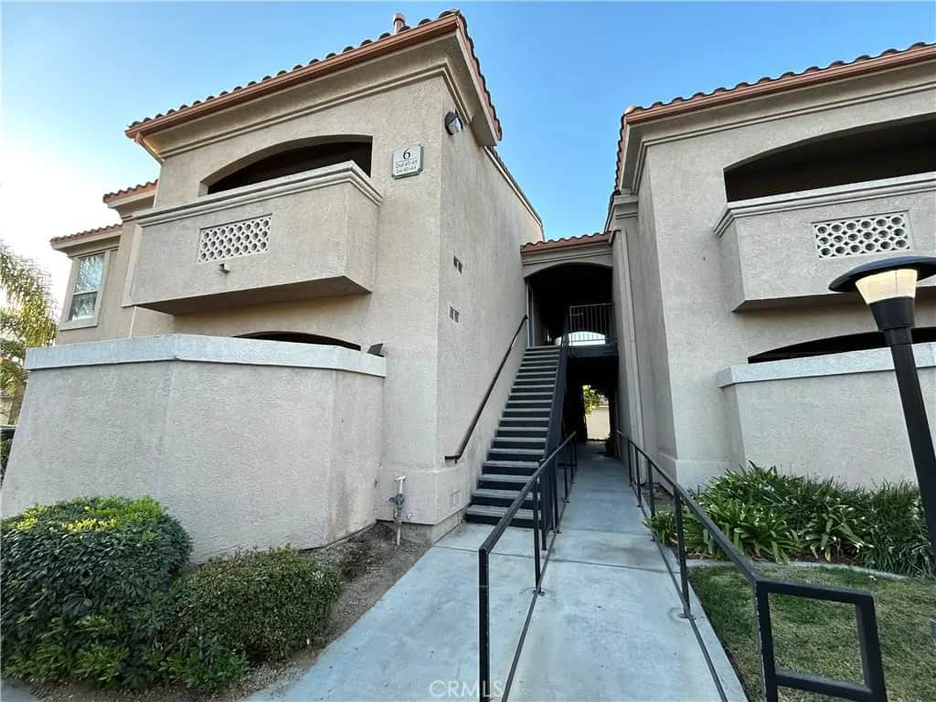 375 Central 42, Riverside, CA — listing photo 1