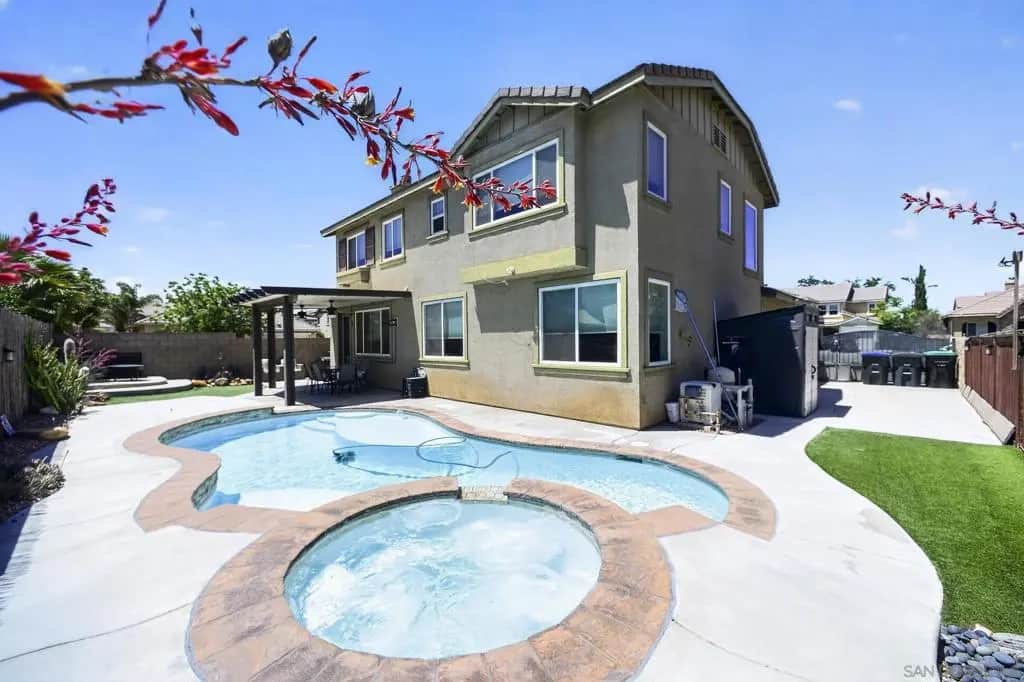 1930 Dainty Way, Hemet, CA — listing photo 1
