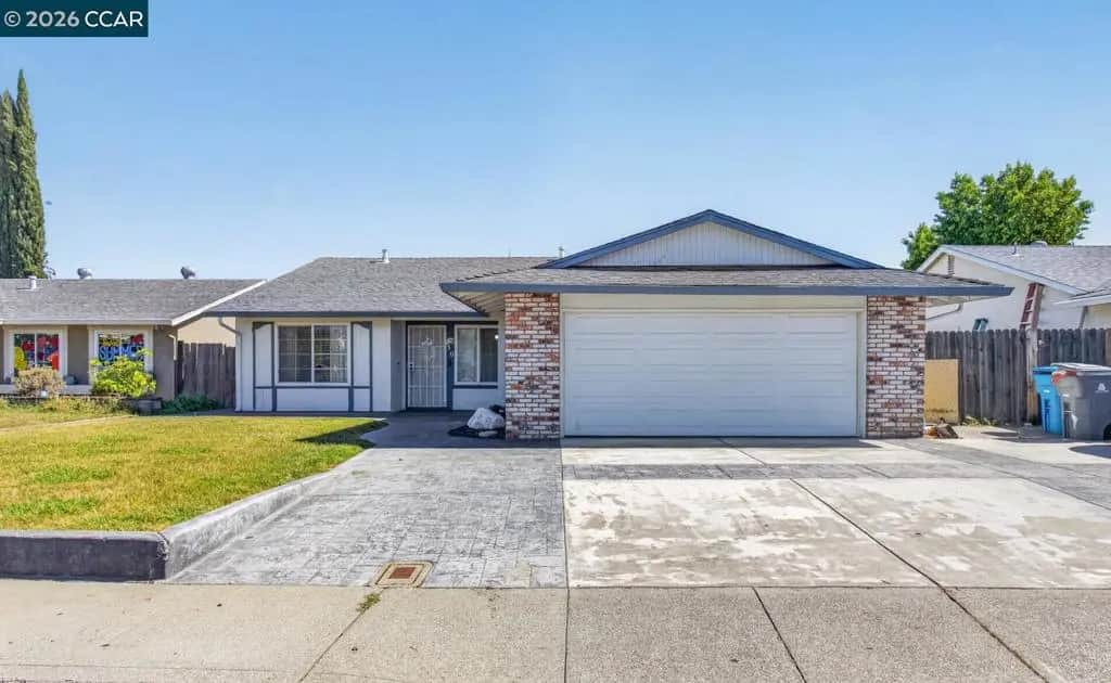 130 Jennifer Ln, Vacaville, CA — listing photo 1