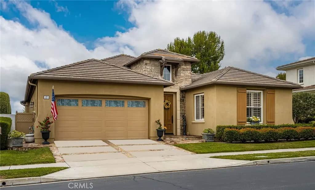 17 Corte Rivera, San Clemente, CA — listing photo 1
