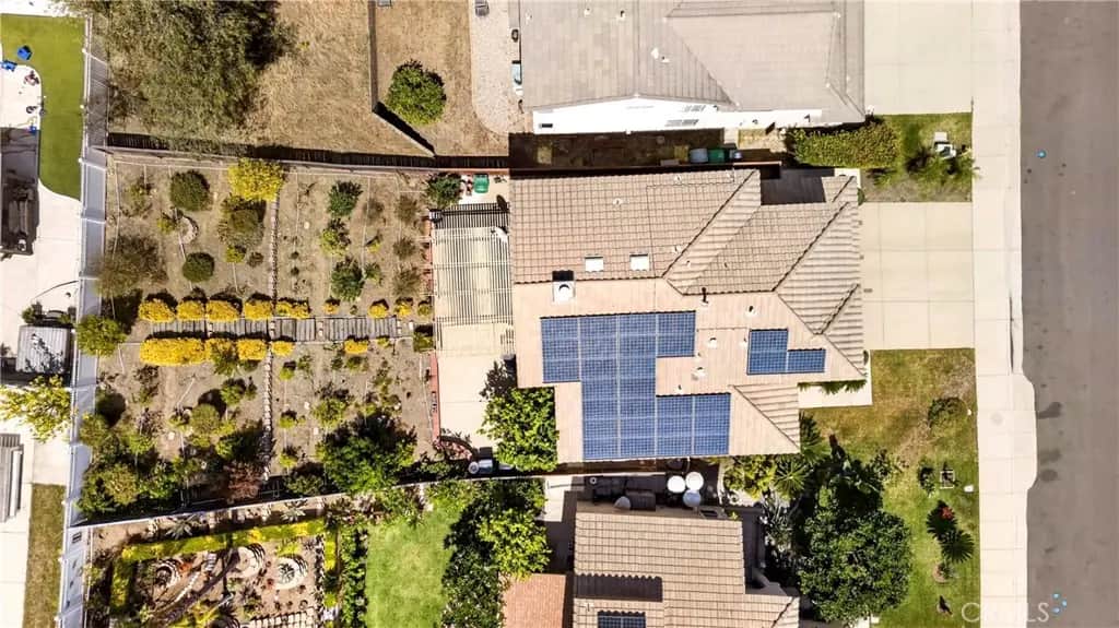 9123 Blue Flag Street, Corona, CA — listing photo 1