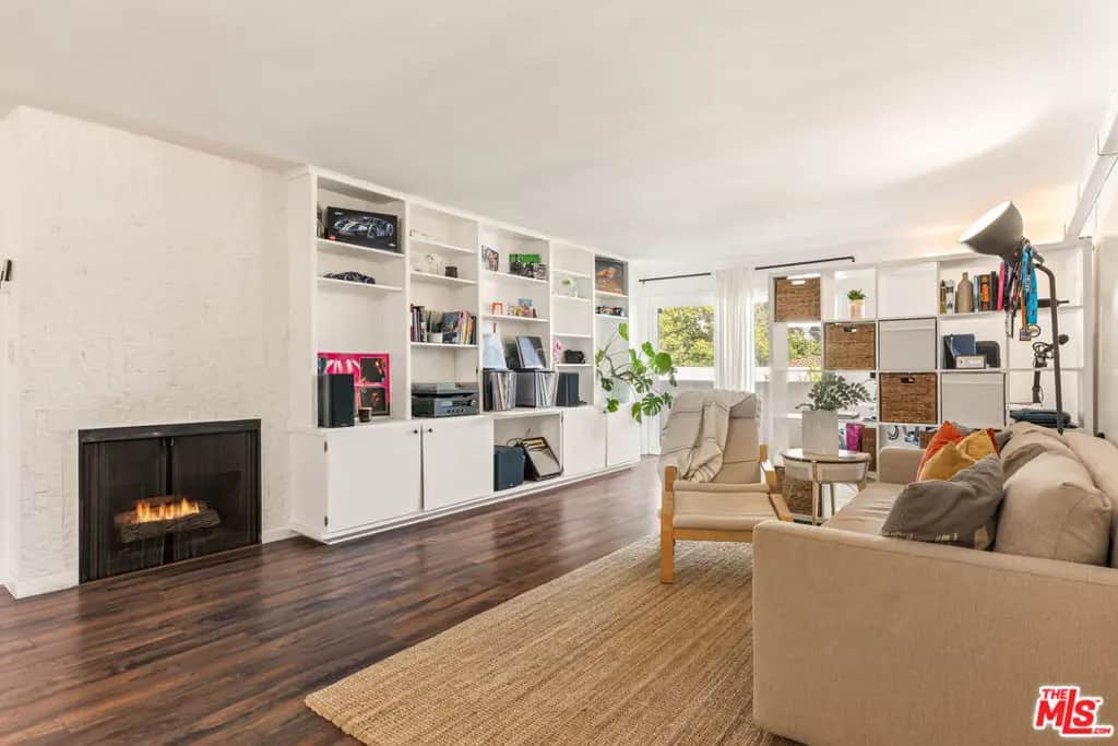 2320 S Bentley Avenue 203, Los Angeles, CA — listing photo 1