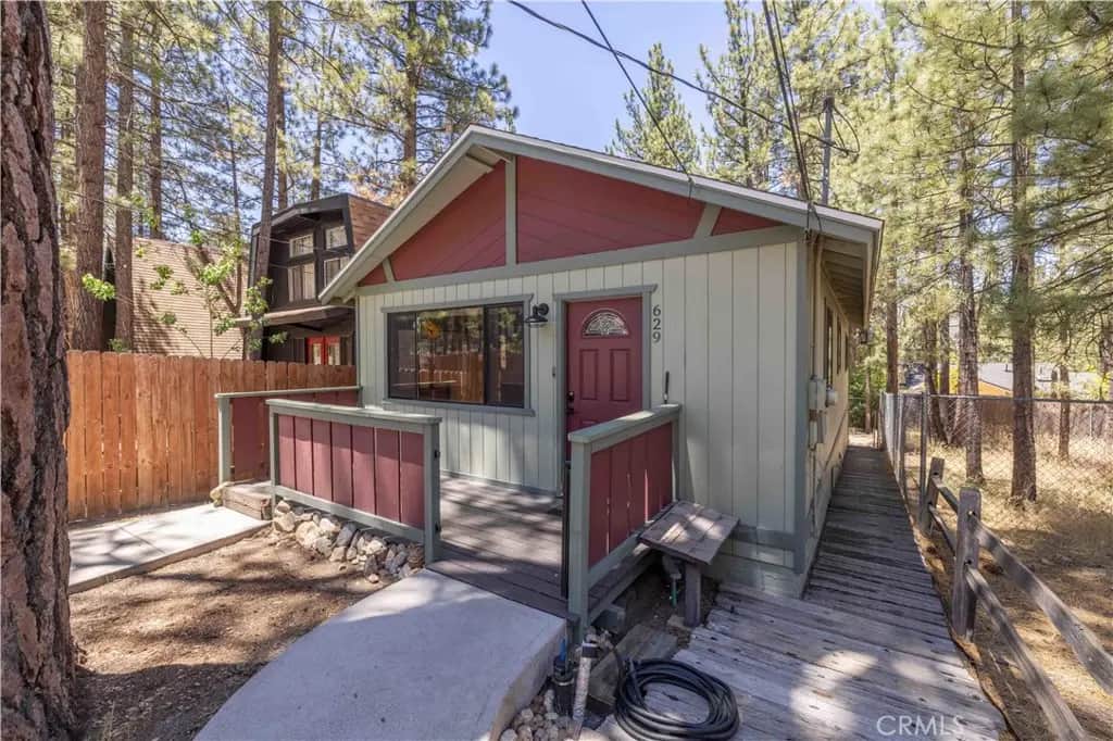 629 Sugarloaf Boulevard, Big Bear City, CA — listing photo 1