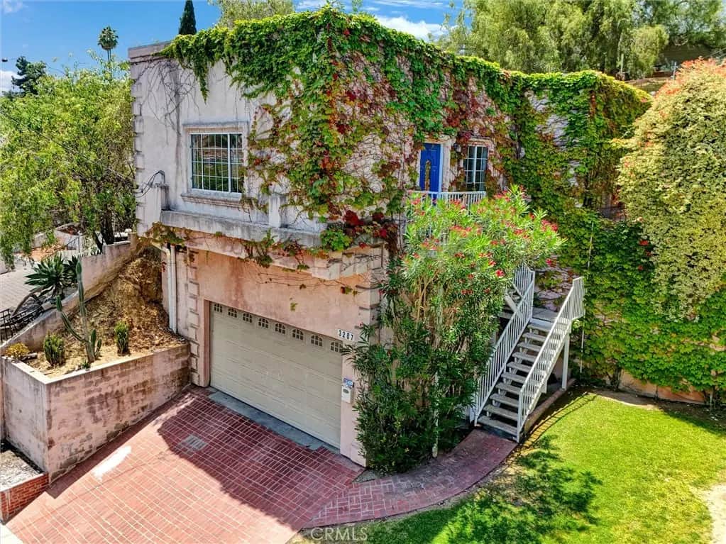 3207 Kenneth Drive, Los Angeles, CA — listing photo 1