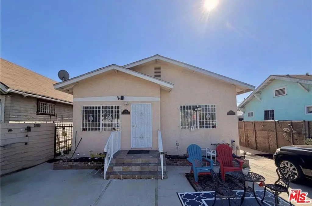 536 W 42nd Street, Los Angeles, CA — listing photo 1