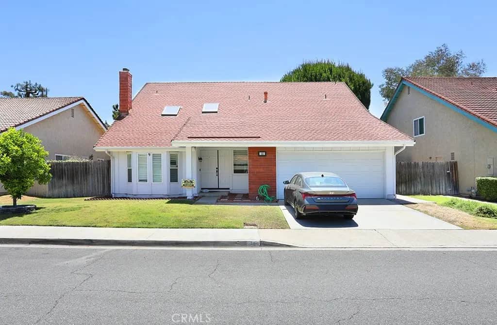 12 Colonial, Irvine, CA — listing photo 1