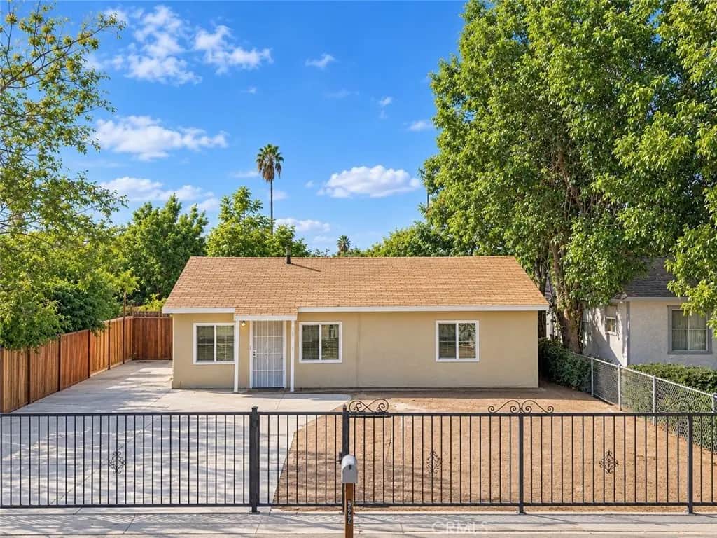 24775 Ward, San Bernardino, CA — listing photo 1