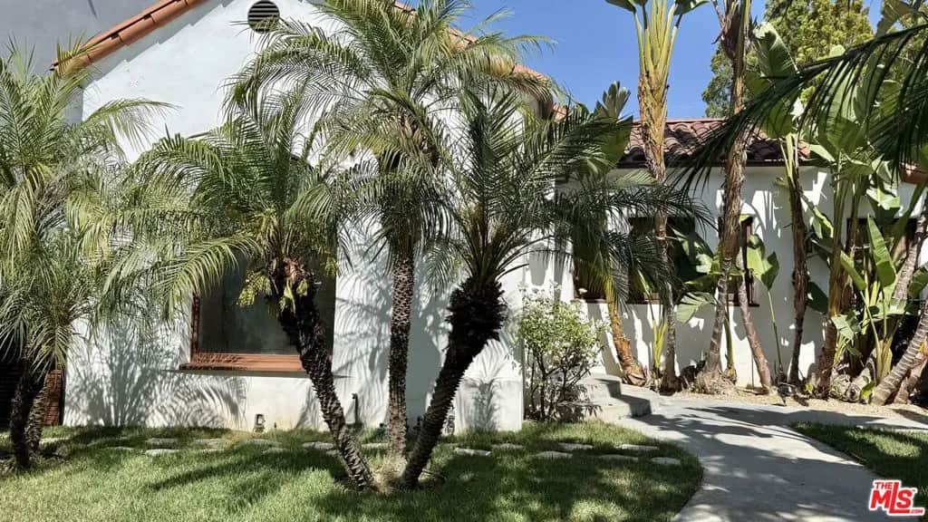 118 N La Peer Drive, Los Angeles, CA — listing photo 1