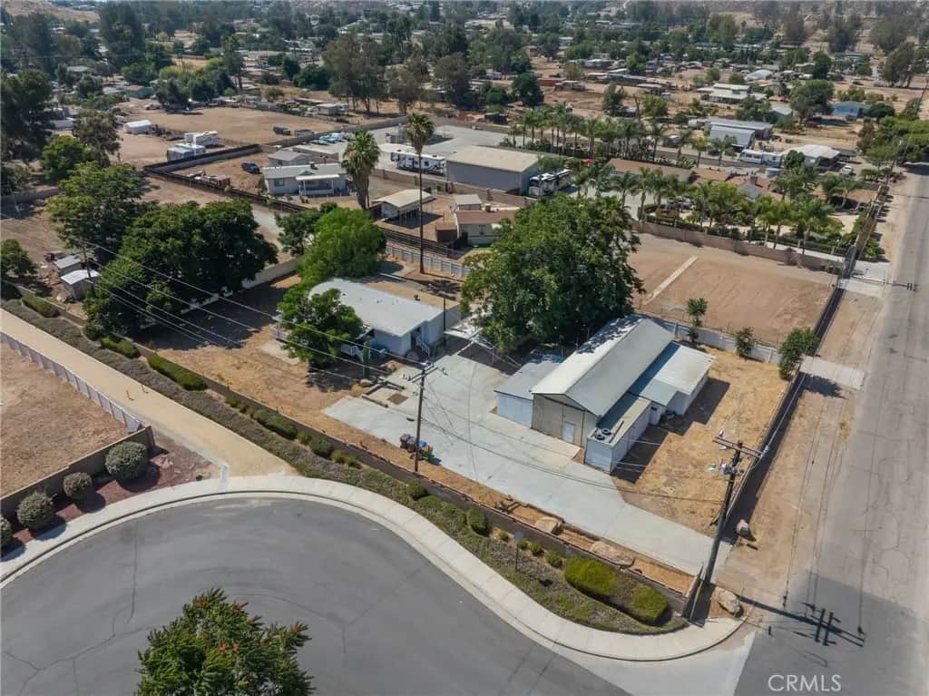 26739 Franklin, Hemet, CA — listing photo 1