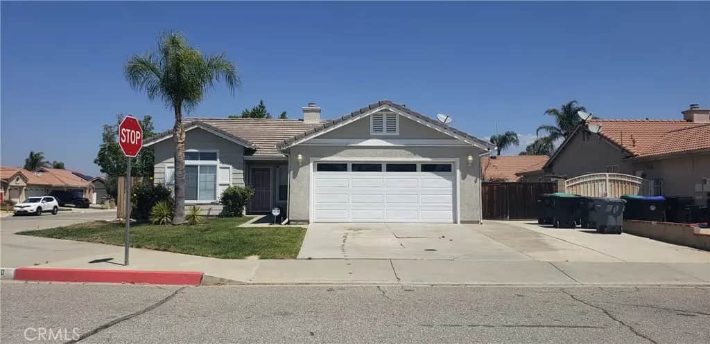 3080 Hampton Avenue, Hemet, CA — listing photo 1
