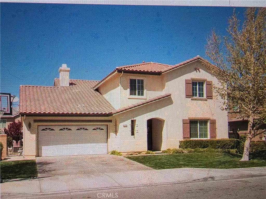 3715 Pondera, Lancaster, CA — listing photo 1