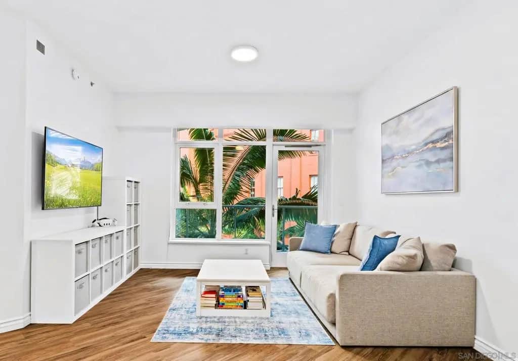 1431 Pacific Highway 519, San Diego, CA — listing photo 1