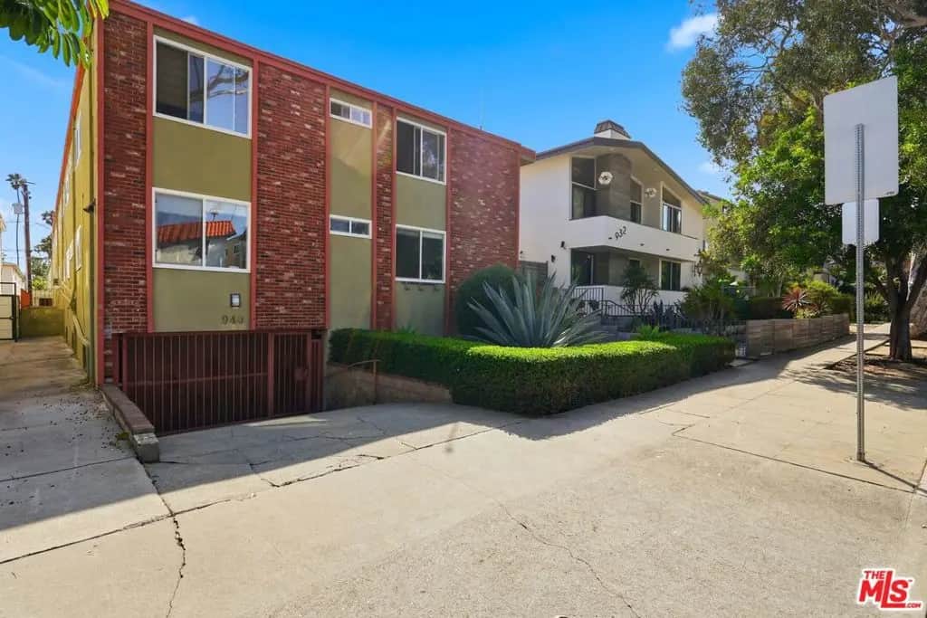 940 7th Street 8, Santa Monica, CA — listing photo 1