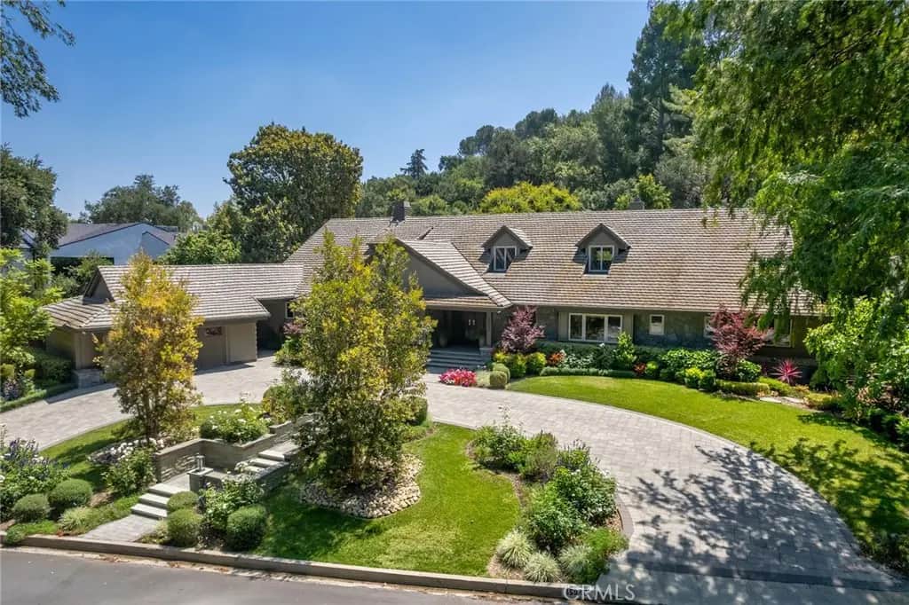 15946 Woodvale, Encino, CA — listing photo 1