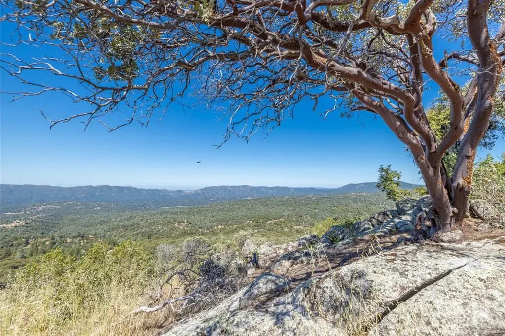 149 Acres Old Yosemite Road, Oakhurst, CA — listing photo 1