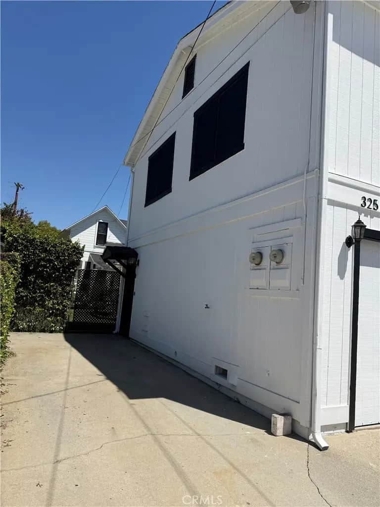 325 N Vermont, Glendora, CA — listing photo 1