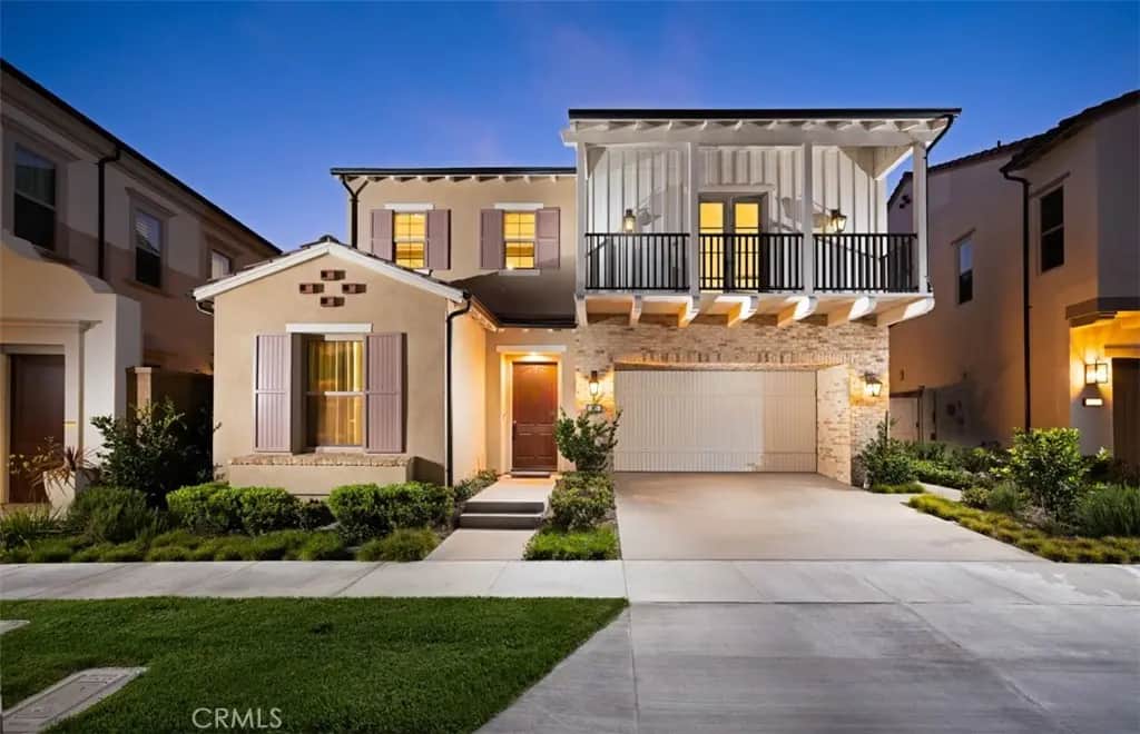 135 Oakstone, Irvine, CA — listing photo 1