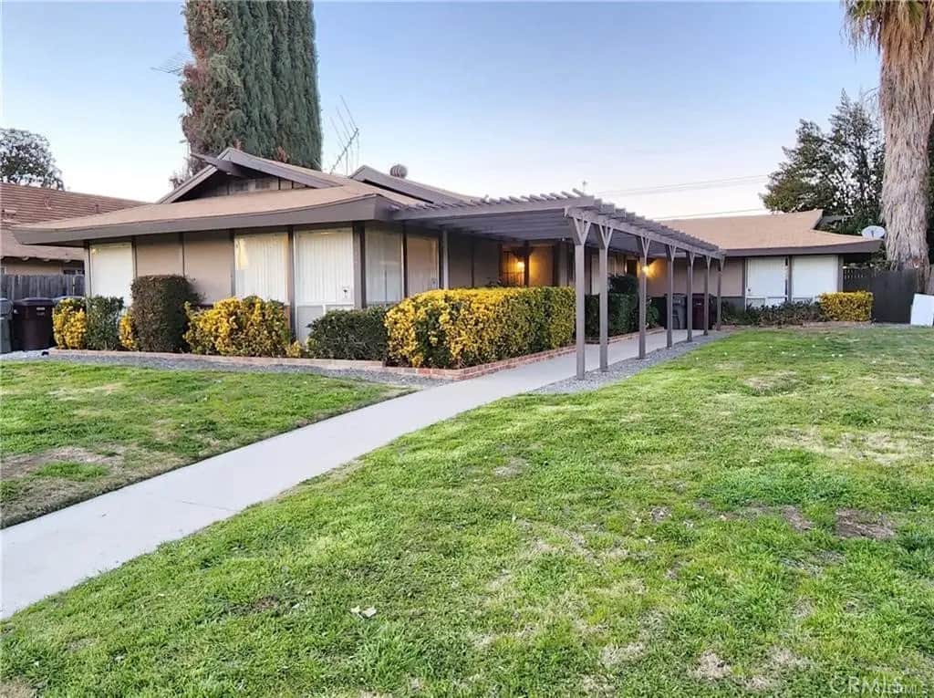 41660 Marine, Hemet, CA — listing photo 1