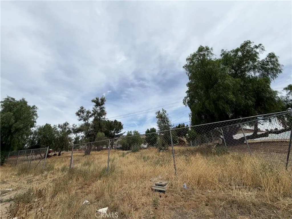 33646 Old State HWY, Hemet, CA — listing photo 1