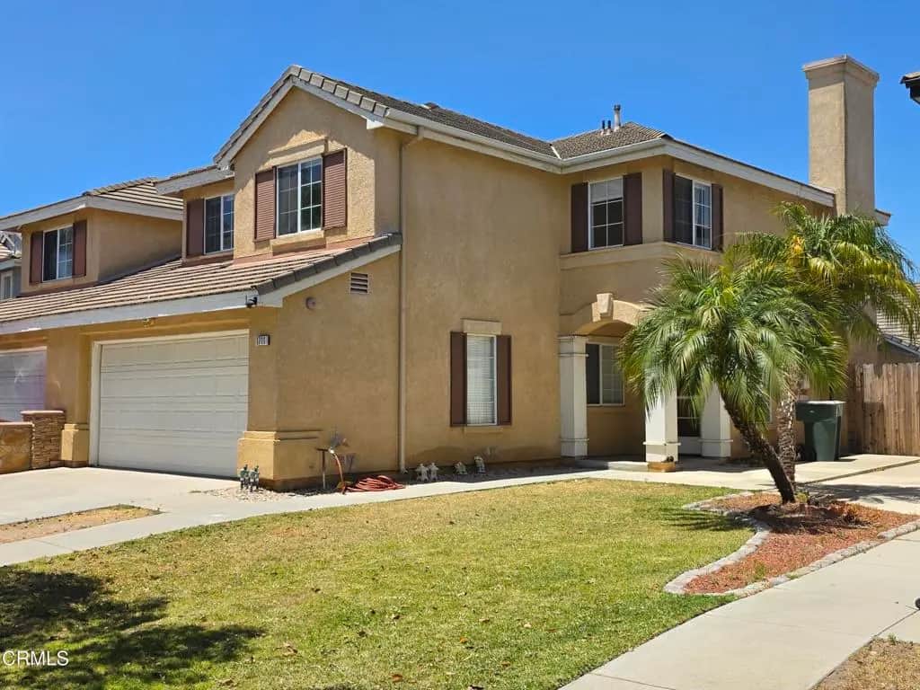 1711 Florentina Drive, Oxnard, CA — listing photo 1