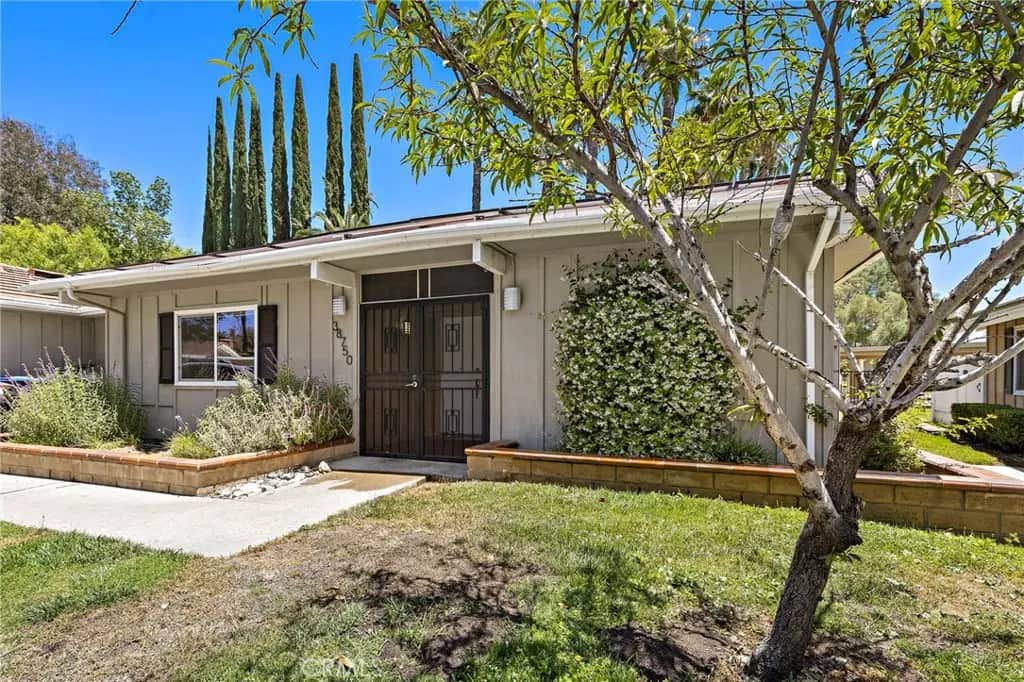 38750 Via Las Flores, Murrieta, CA — listing photo 1