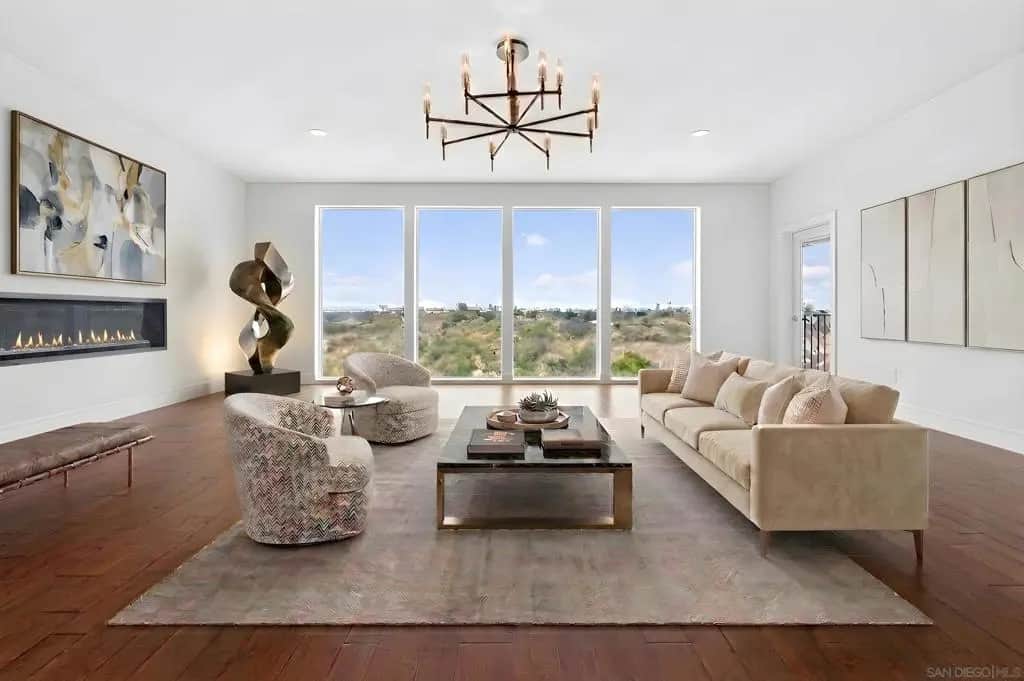 7901 Avenida Kirjah, La Jolla, CA — listing photo 1