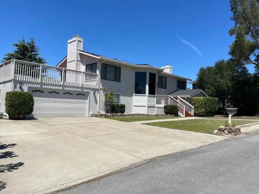 60 Franks Drive, Hollister, CA — listing photo 1