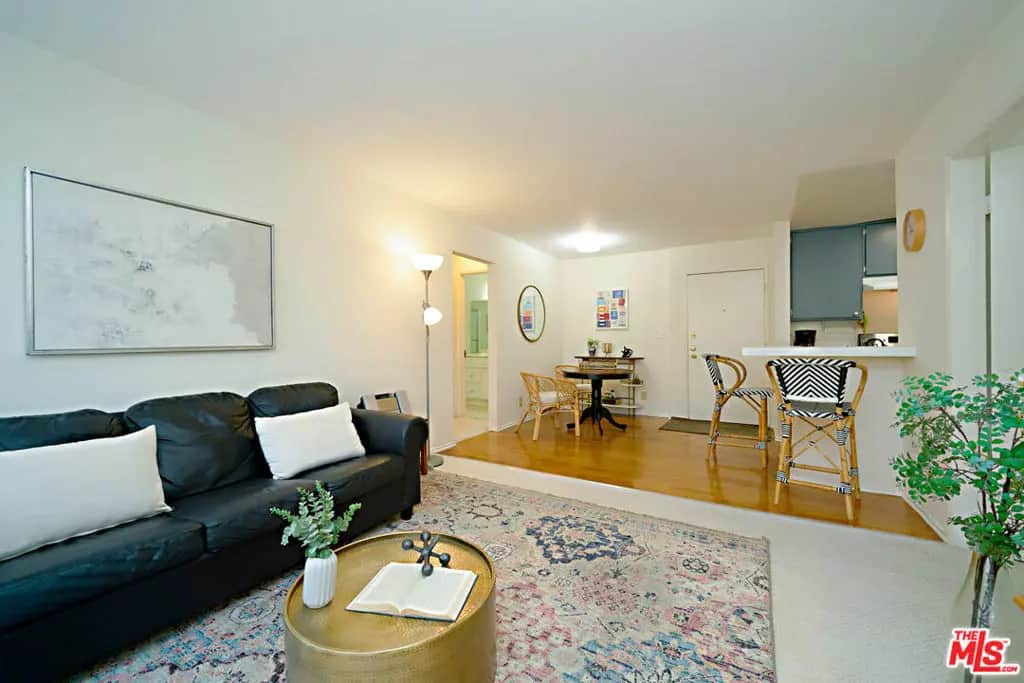 320 S Ardmore Avenue 323, Los Angeles, CA — listing photo 1