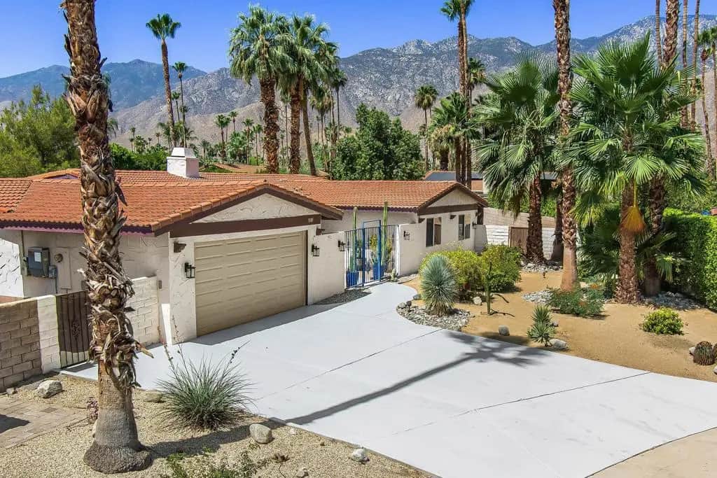 3105 Cambridge Court S, Palm Springs, CA — listing photo 1