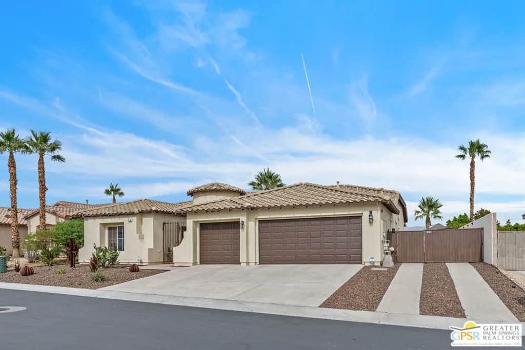 874 Summit Drive, Palm Springs, CA — listing photo 1