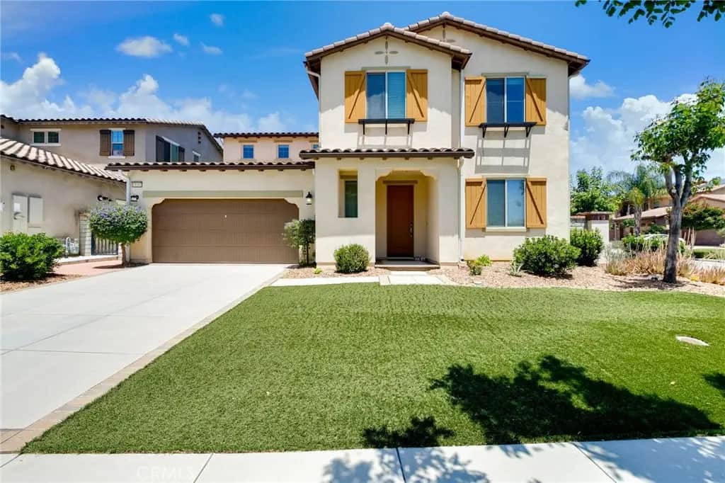 13262 Los Robles Court, Eastvale, CA — listing photo 1