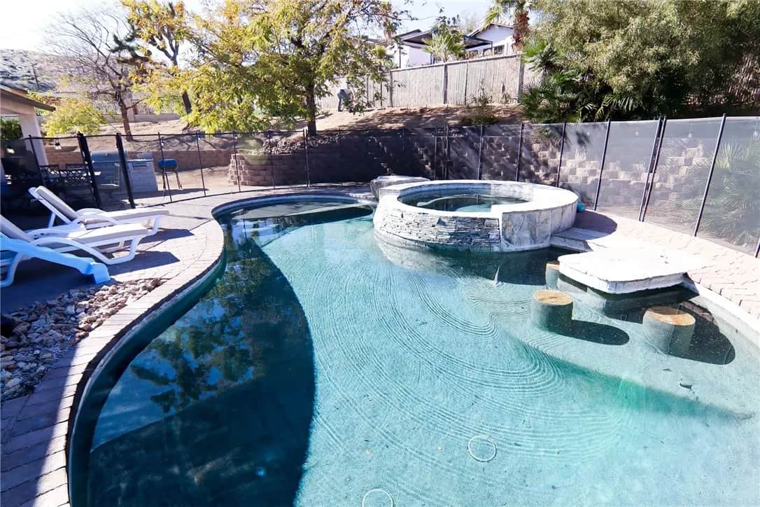 7525 Whitney, Yucca Valley, CA — listing photo 1