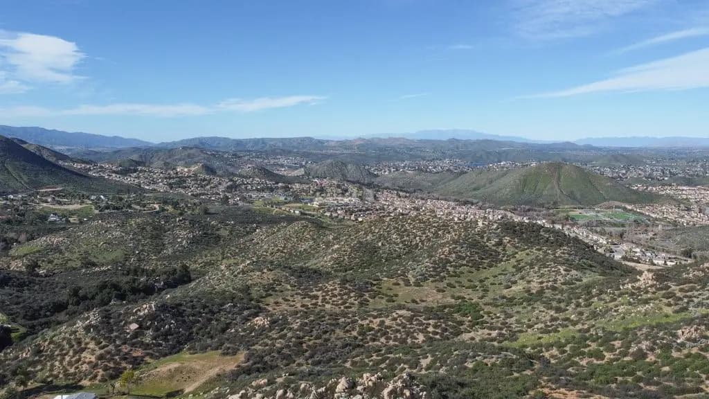 7 Turtle Creek Rd,, Lake Elsinore, CA — listing photo 1