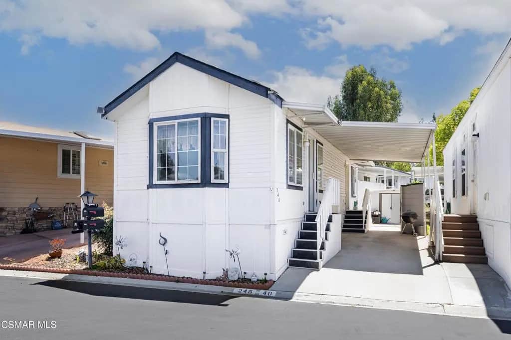 246 Dinsmore Drive 40, Thousand Oaks, CA — listing photo 1