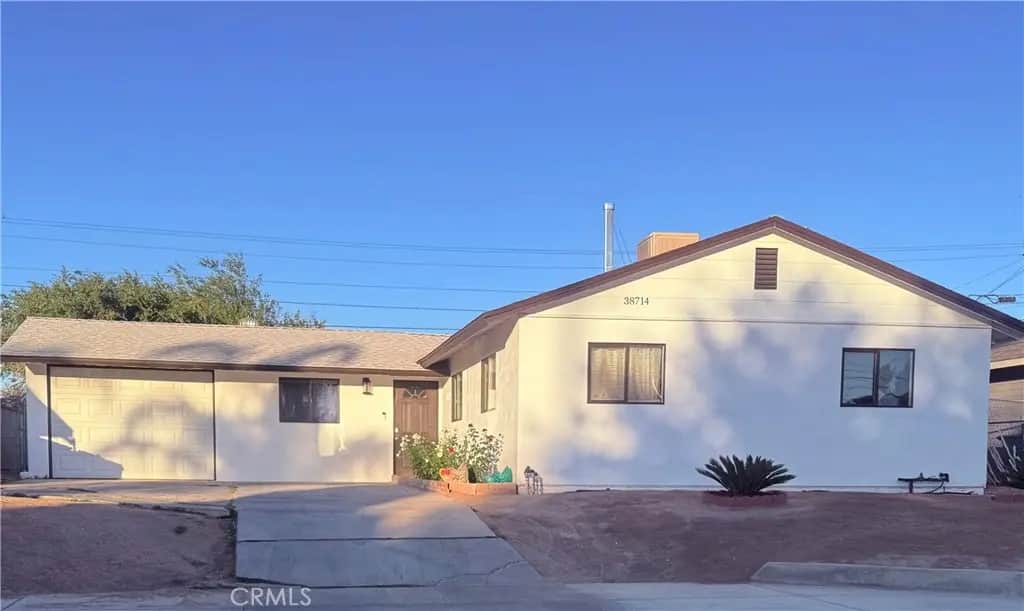 38714 Frontier, Palmdale, CA — listing photo 1