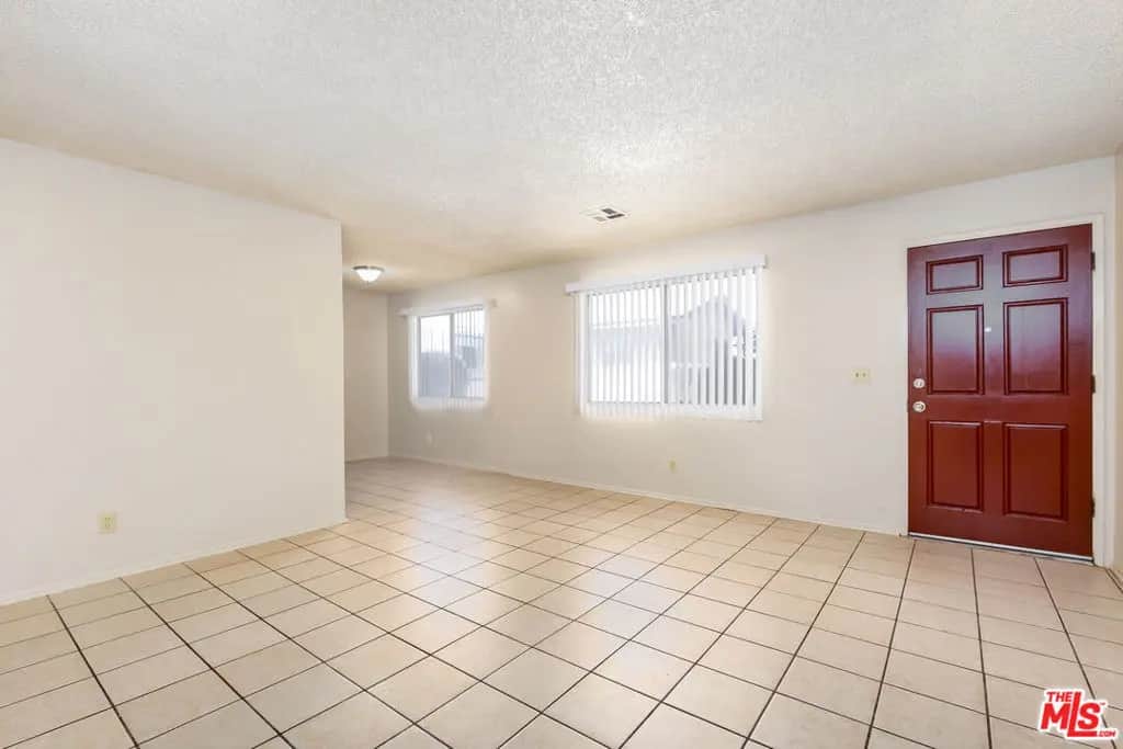 550 E Avenue H14, Lancaster, CA — listing photo 1