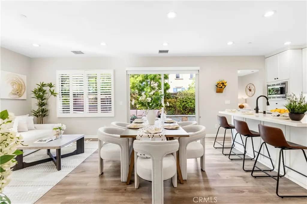 85 Kestrel, Irvine, CA — listing photo 1