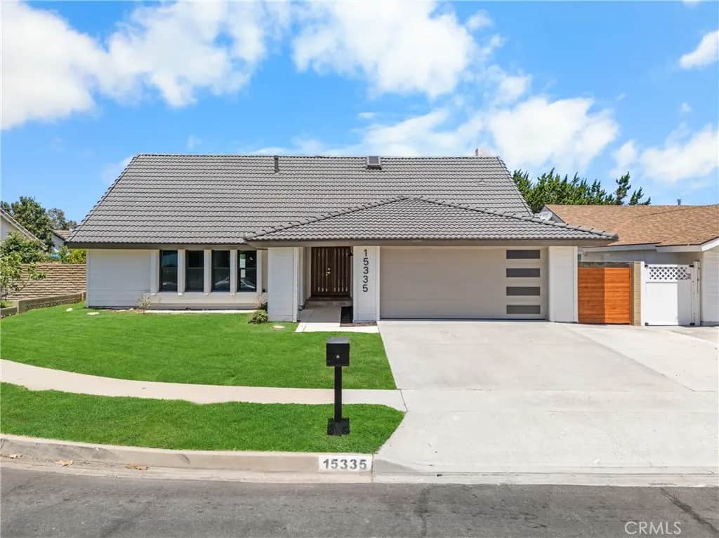15335 Seine Circle, Irvine, CA — listing photo 1