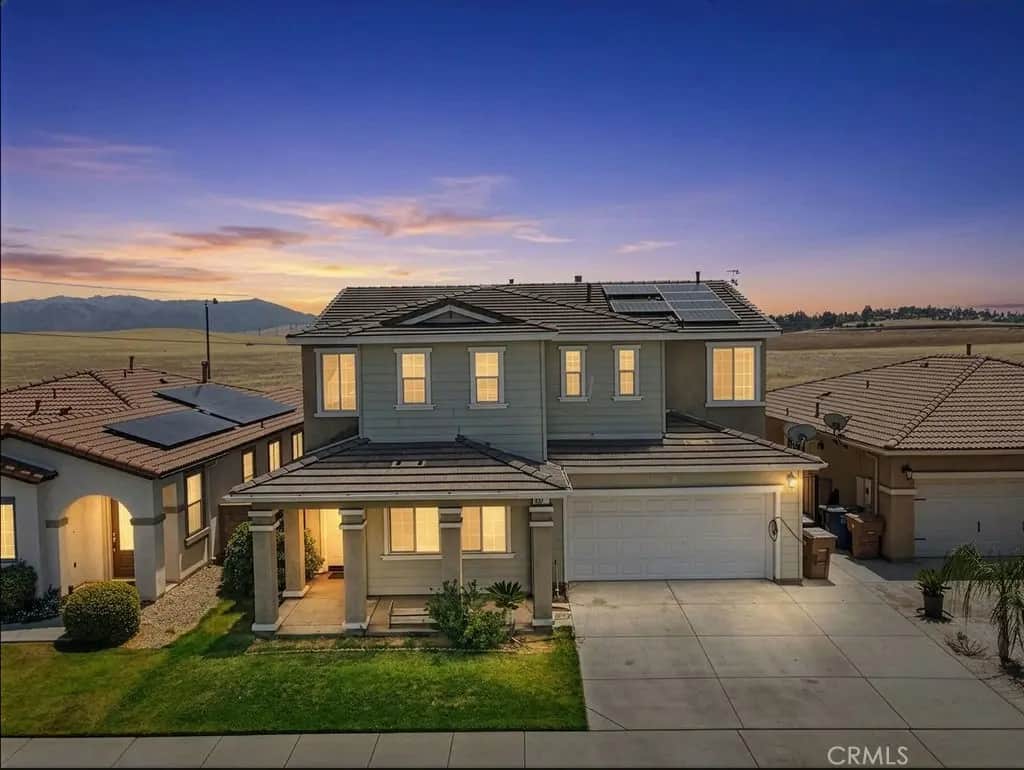 5927 Pilar Way, Bakersfield, CA — listing photo 1
