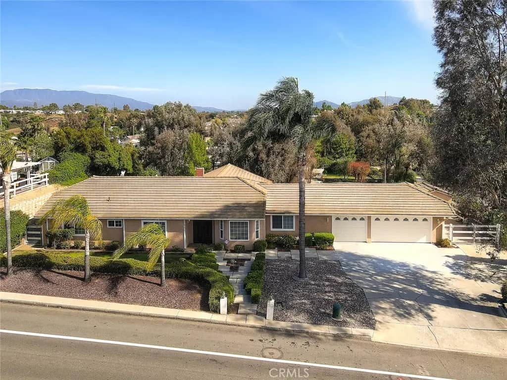 30673 Del Rey, Temecula, CA — listing photo 1