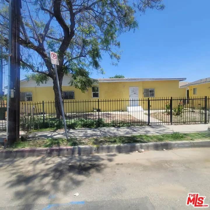 1854 E 92nd Street, Los Angeles, CA — listing photo 1