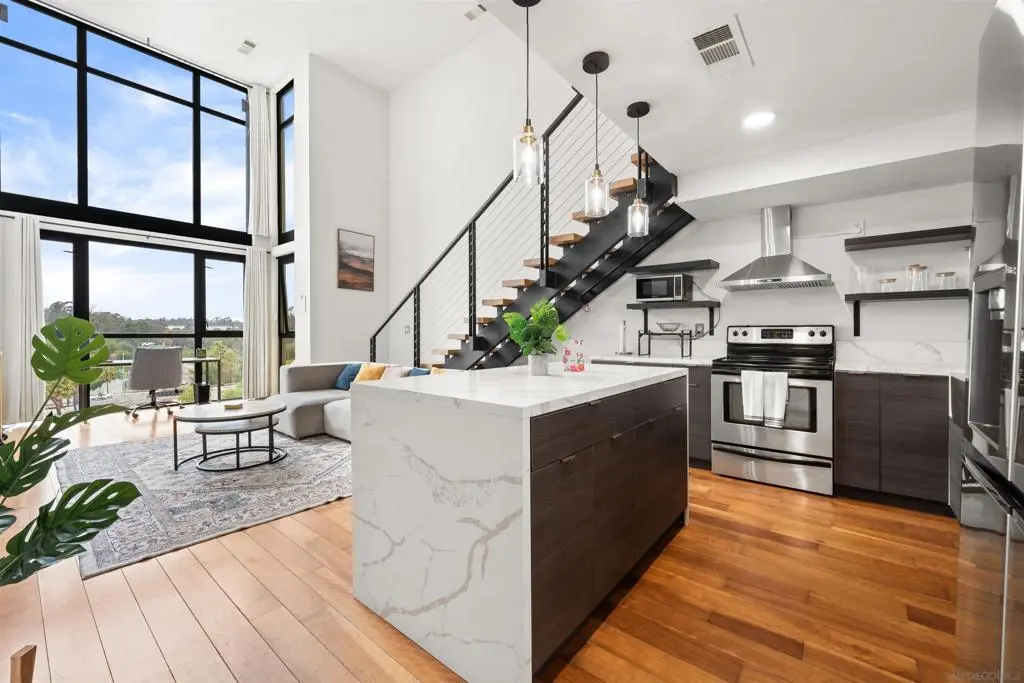 889 Date Street 520, San Diego, CA — listing photo 1