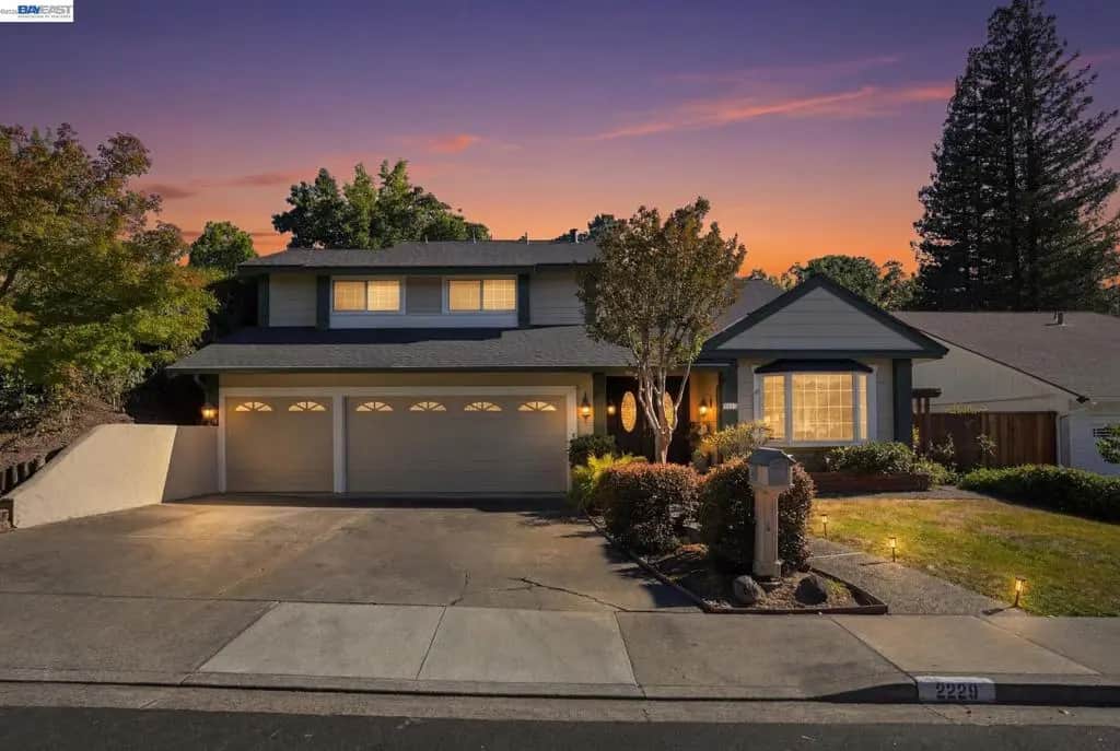2229 Stewart Ave, Walnut Creek, CA — listing photo 1