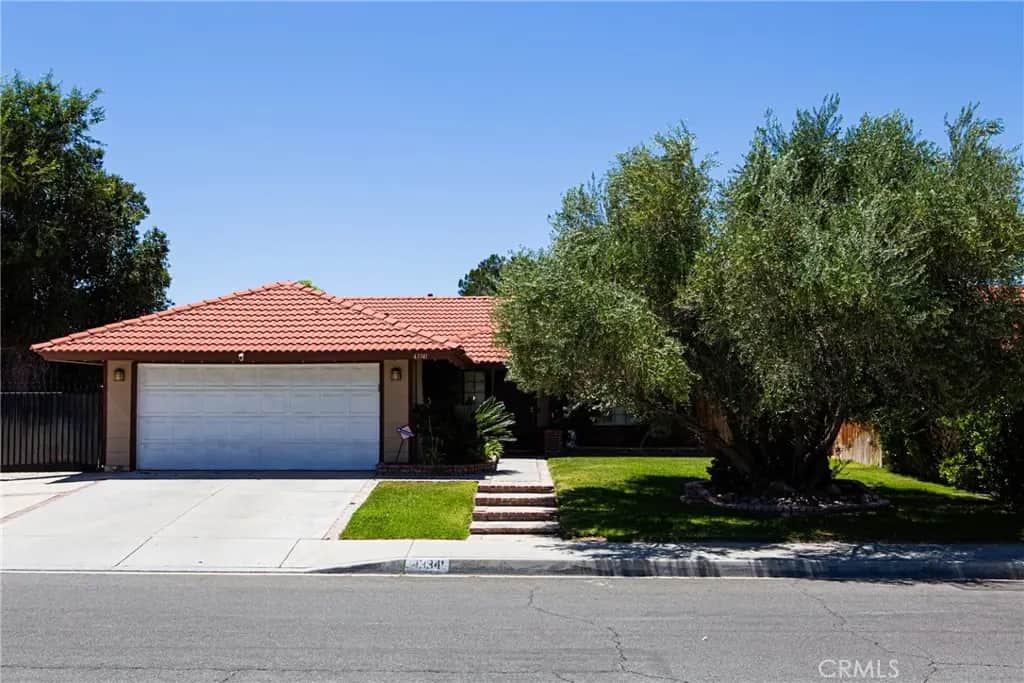 43341 27th W. Street W, Lancaster, CA — listing photo 1
