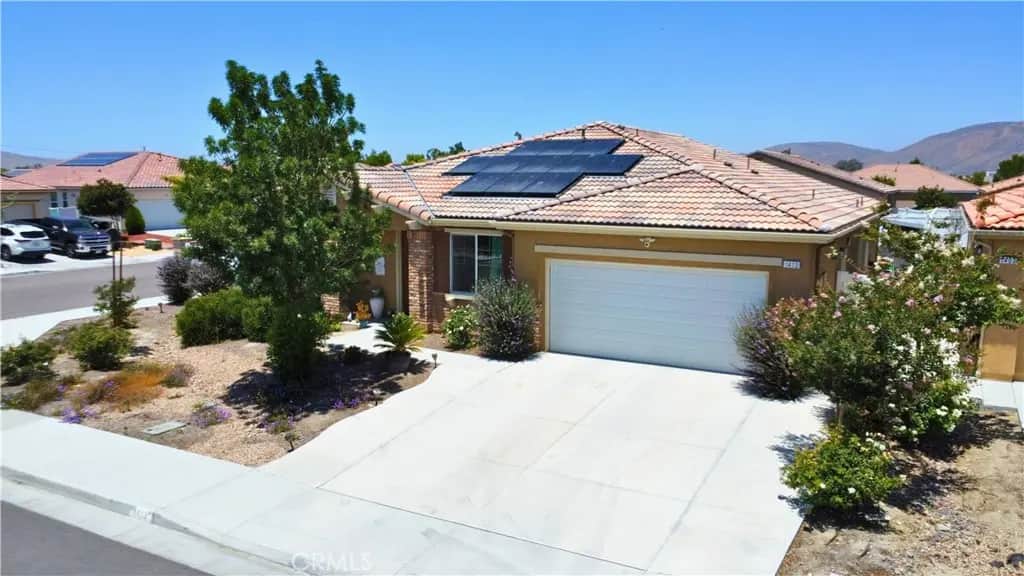 1413 Reeds, San Jacinto, CA — listing photo 1