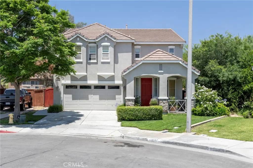 3819 Saint Austell, Perris, CA — listing photo 1