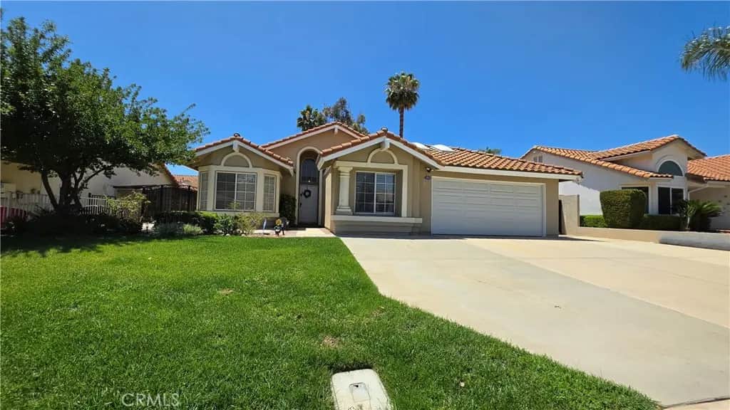 16500 RUNNING DEER Road, Lake Elsinore, CA — listing photo 1