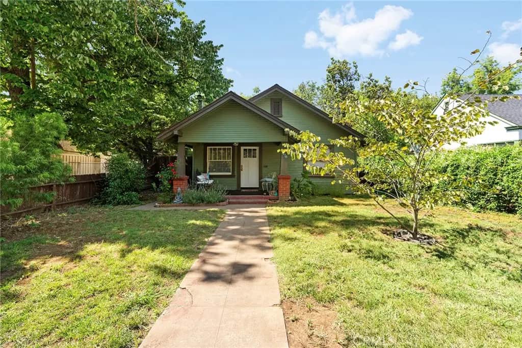 1178 E 8th Street, Chico, CA — listing photo 1